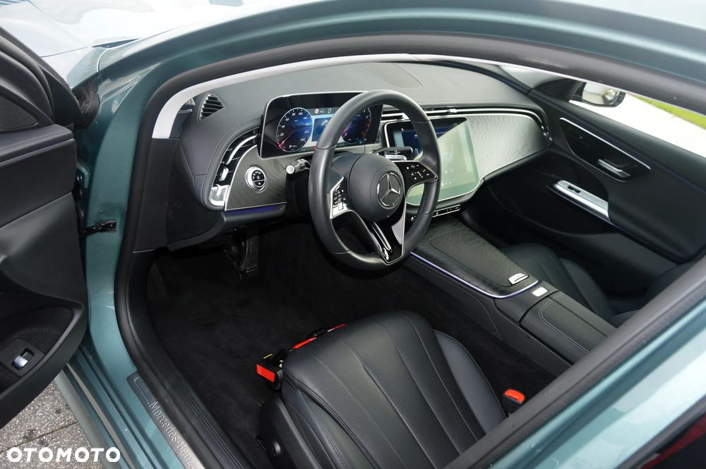 Mercedes-Benz Klasa E 200 Avantgarde - 19