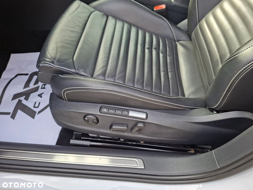 Volkswagen Passat Variant 2.0 TDI BMT Highline DSG - 26