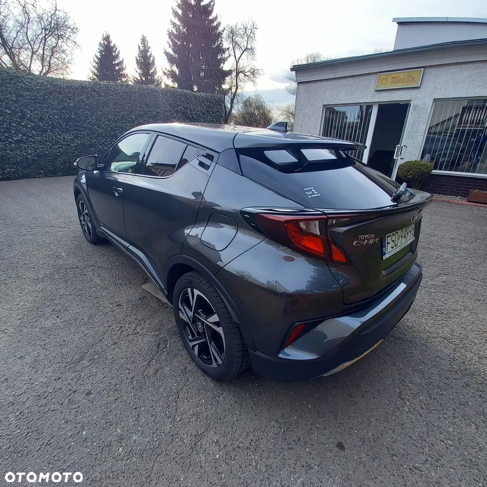Toyota C-HR - 4