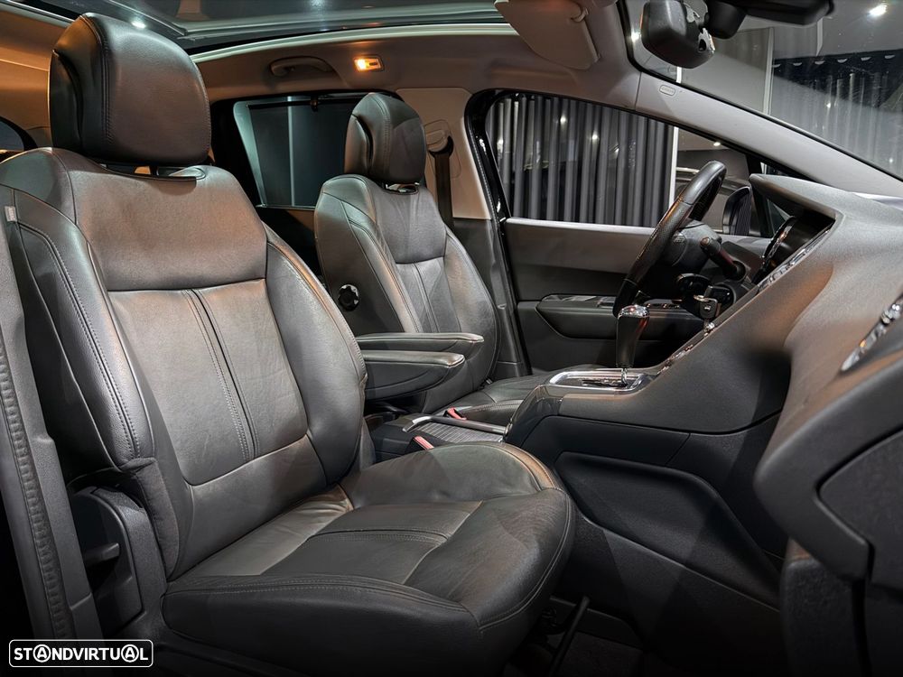 Peugeot 5008 1.6 BlueHDi Allure EAT6 - 34