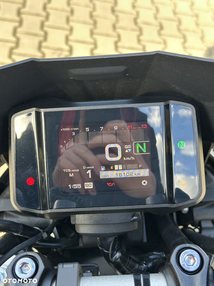 Yamaha MT - 16