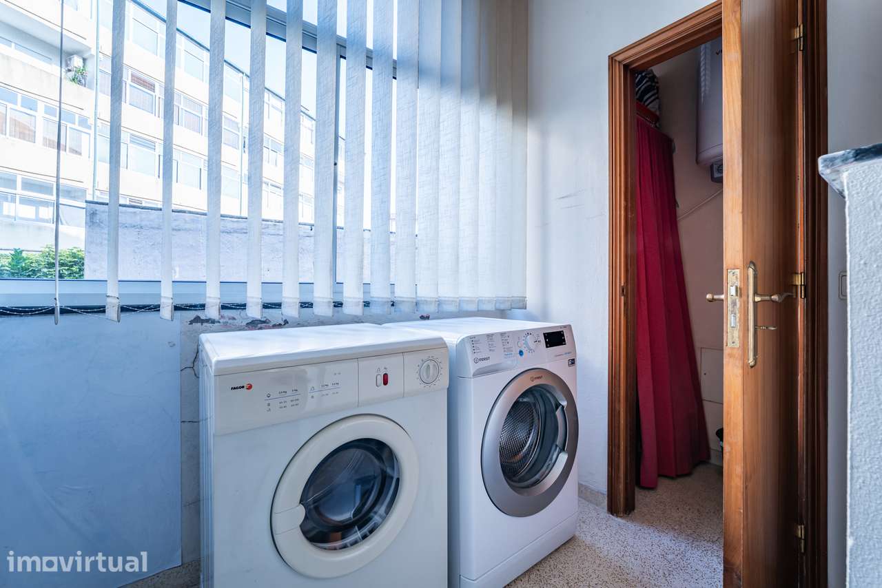 Apartamento T2 + 1 com garagem e varanda em Gondomar - Grande imagem: 4/25