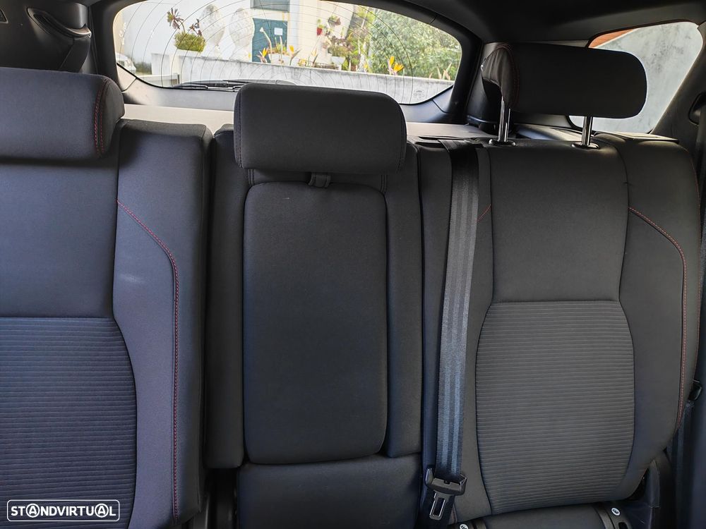 Land Rover Discovery Sport 2.0 eD4 R-Dynamic 7L - 13