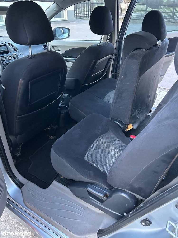 Mitsubishi Grandis 2.0 DID Intense - 10