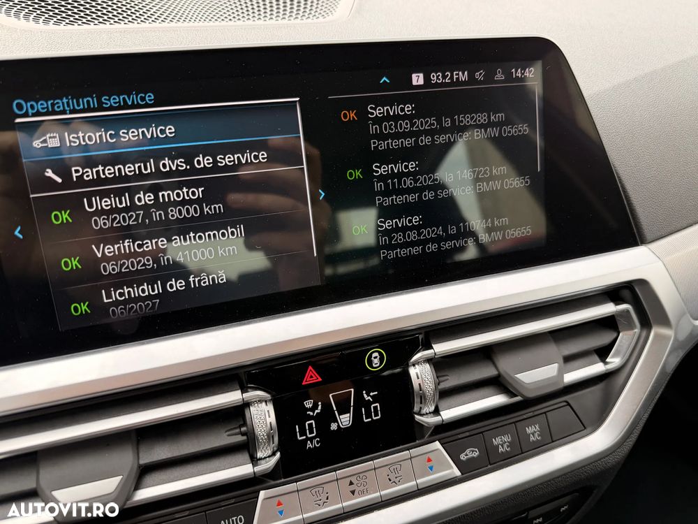 BMW Seria 3 330e Aut. Advantage - 31