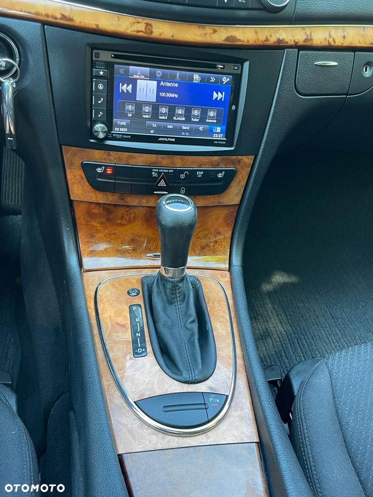 Mercedes-Benz Klasa E 320 CDI 7G-TRONIC Elegance - 8