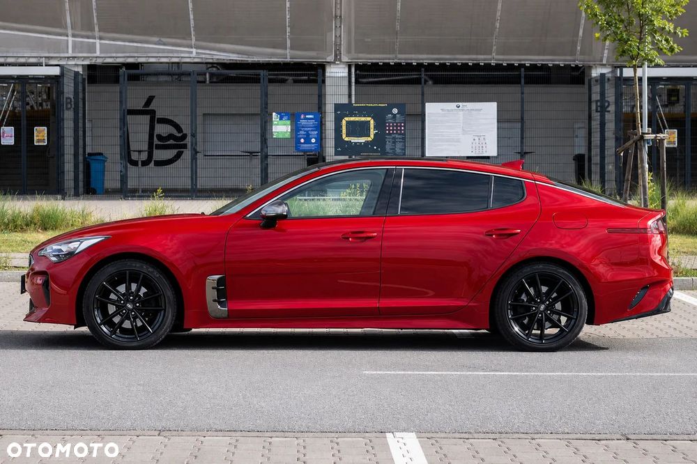 Kia Stinger 2.0 T-GDI GT Line - 2