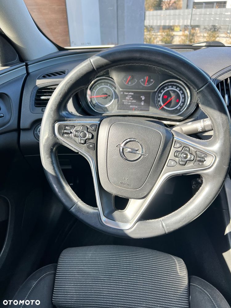 Opel Insignia - 14