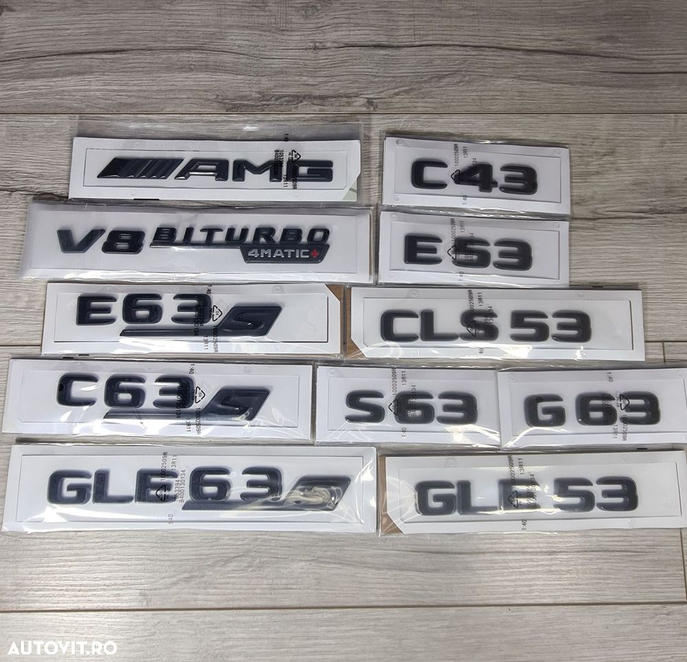 Emblema-Logo-Mercedes-AMG-C43-C63S-E53-E63S-CLS53-S63-GLE53-GLE63S-G63 - 1