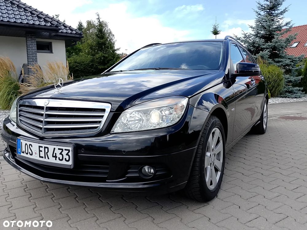 Mercedes-Benz Klasa C 180 CGI BlueEff Classic - 13