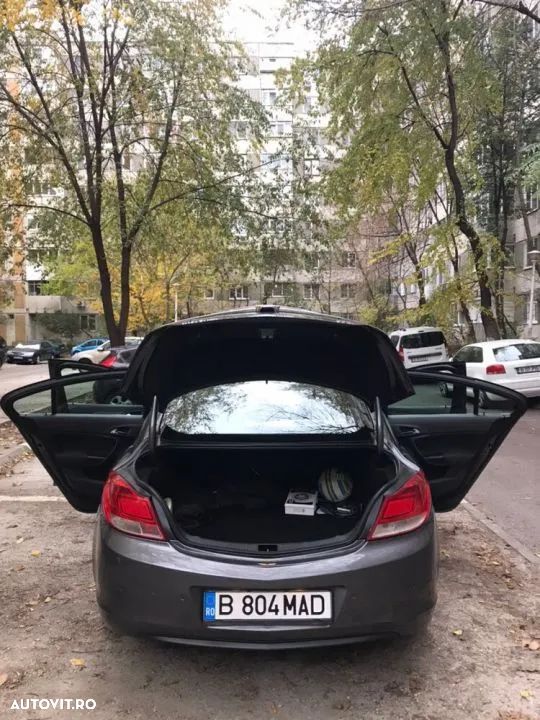 Opel Insignia - 4