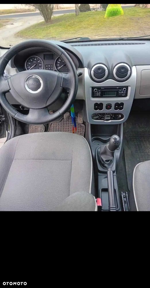 Dacia Sandero - 3