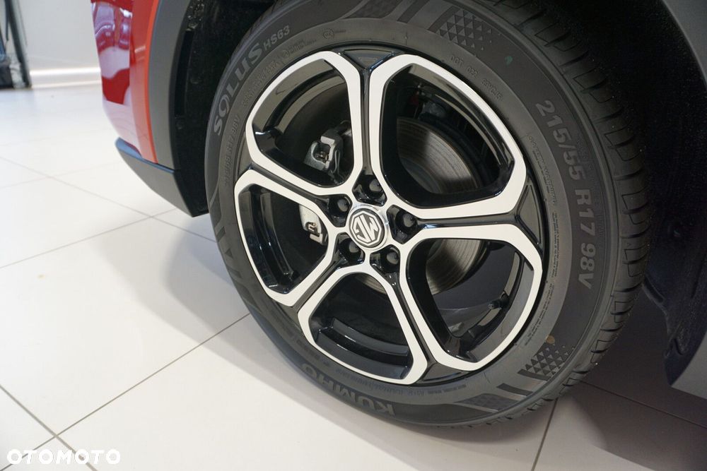 MG ZS - 8
