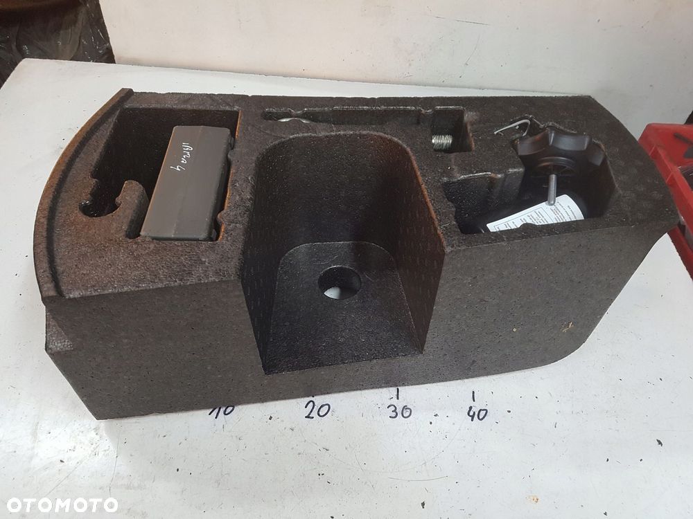 SEAT IBIZA 4 IV 6J 08-17r WKŁAD BAGAŻNIKA POMPKA - 2