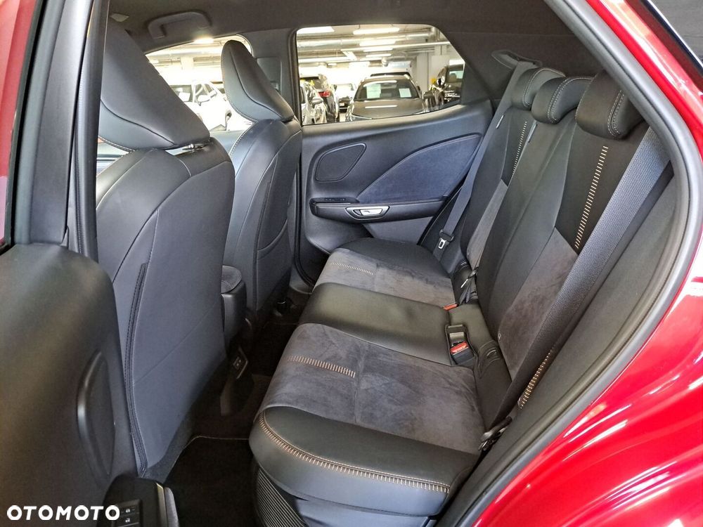 Lexus LBX 1.5 Hybrid Cool - 13