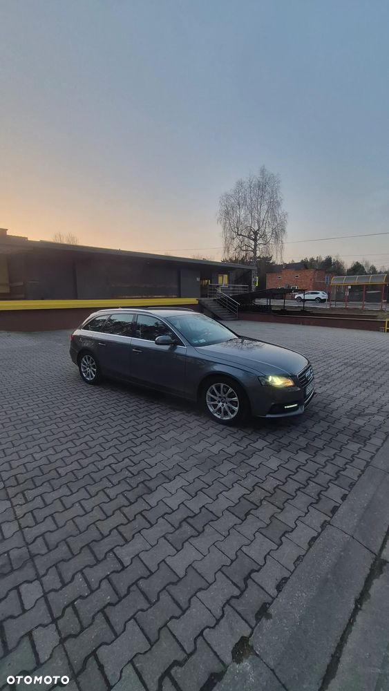 Audi A4 Avant - 6