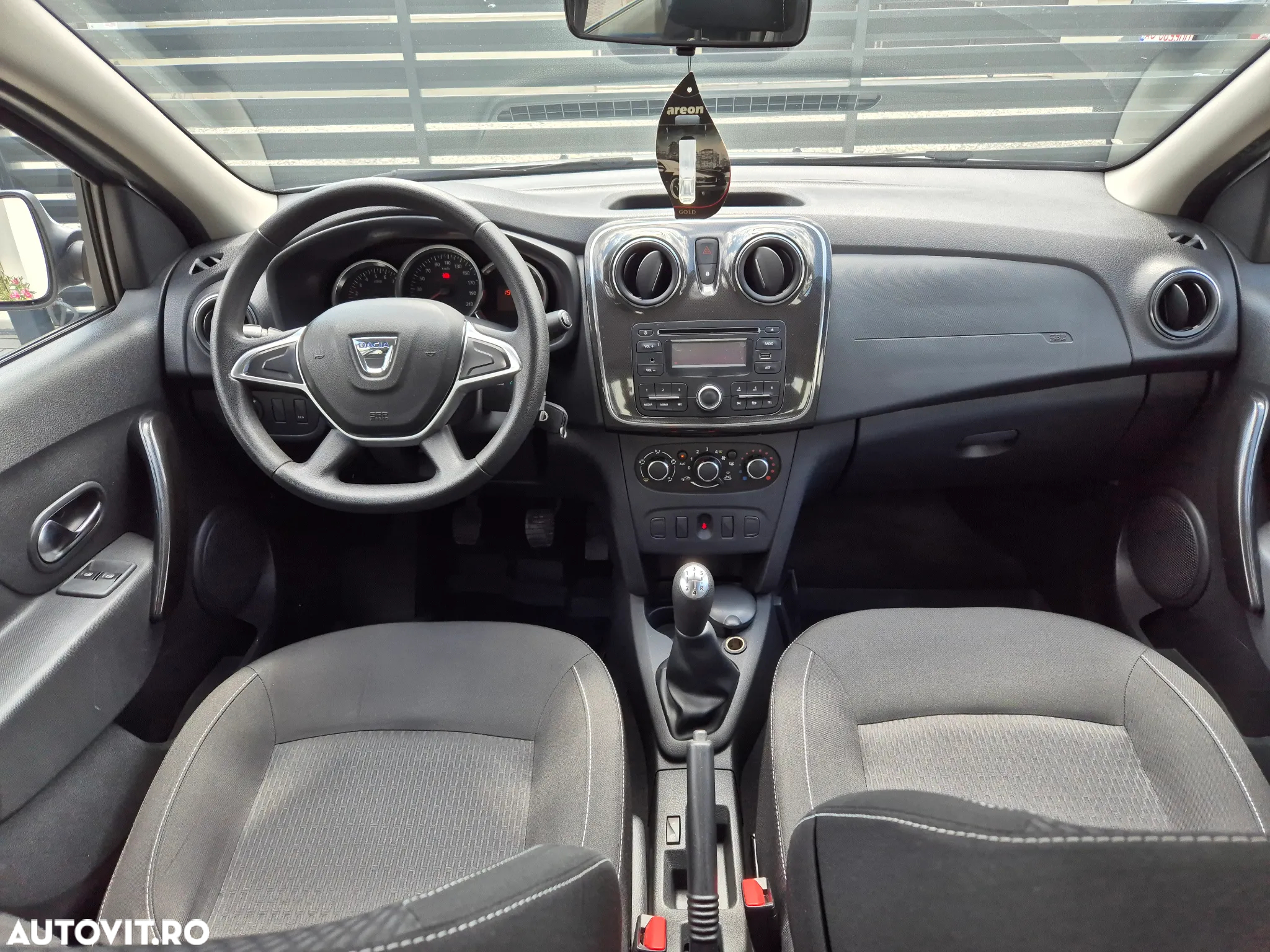 Dacia Logan 1.5 75CP Laureate - 13
