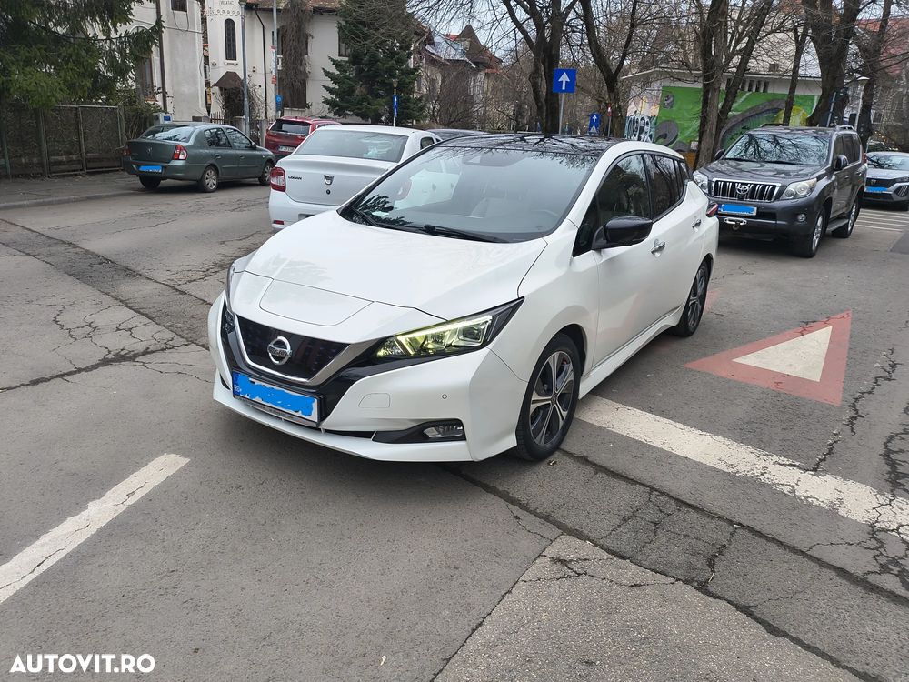 Nissan LEAF N-Connecta - 1