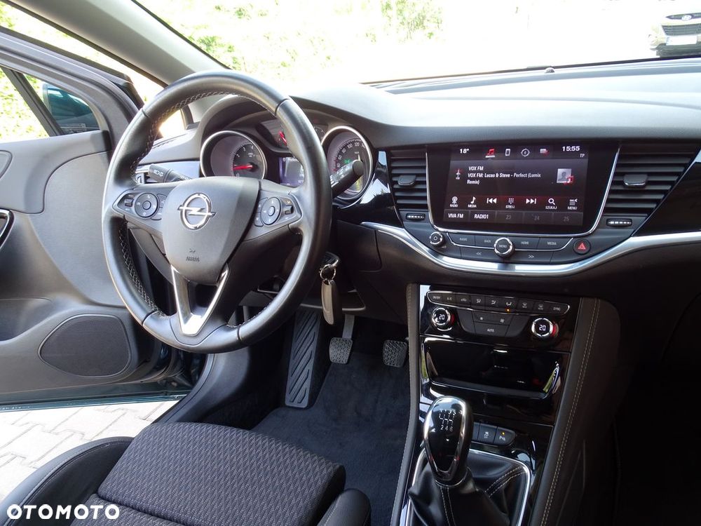 Opel Astra 1.4 Turbo Innovation - 30