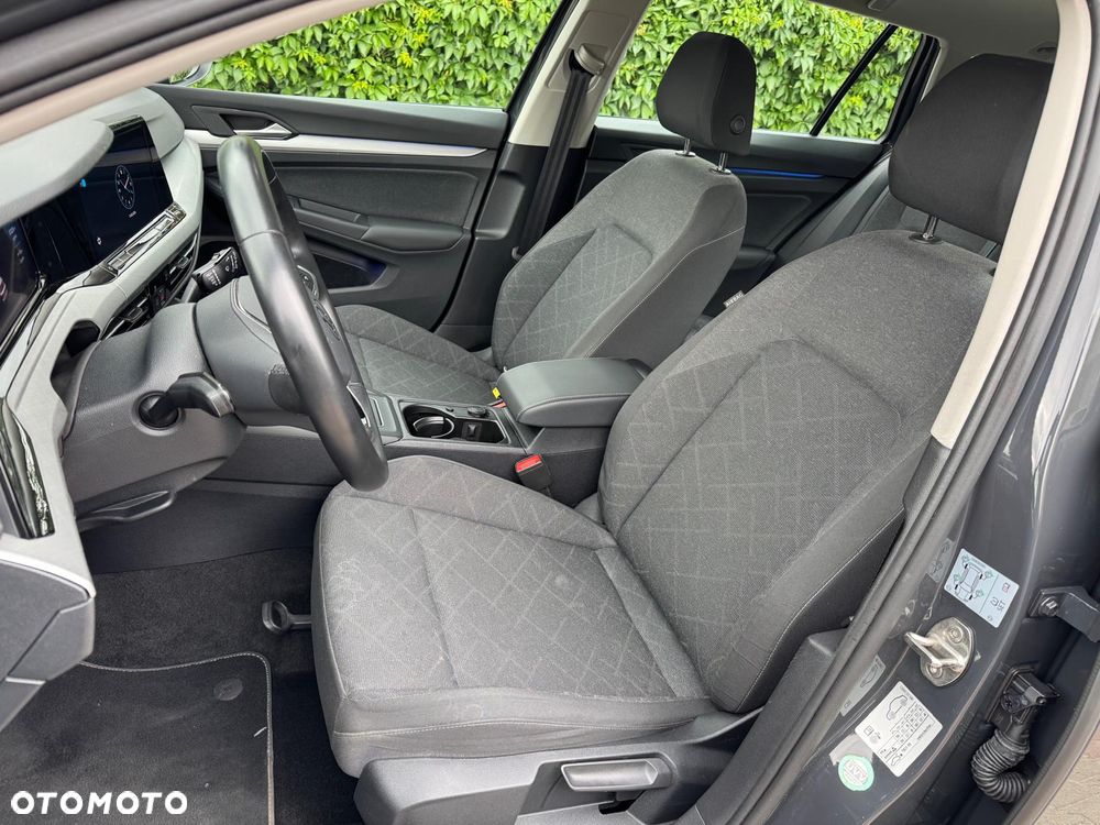 Volkswagen Golf 2.0 TDI SCR - 29