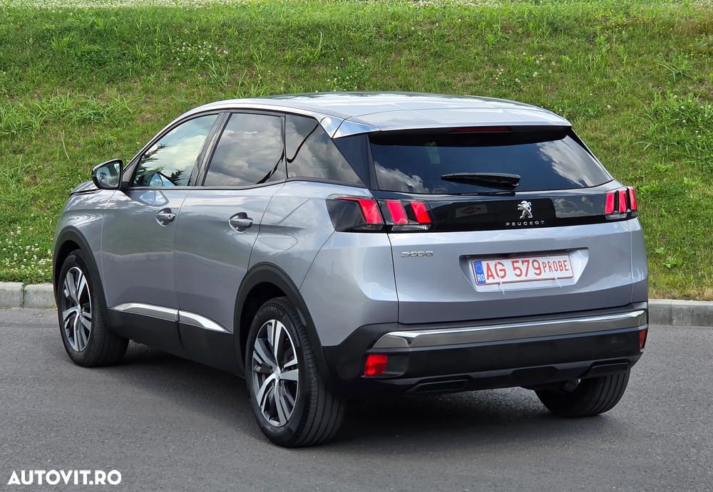 Peugeot 3008 PureTech 130 Stop & Start GPF EAT8 Allure - 12