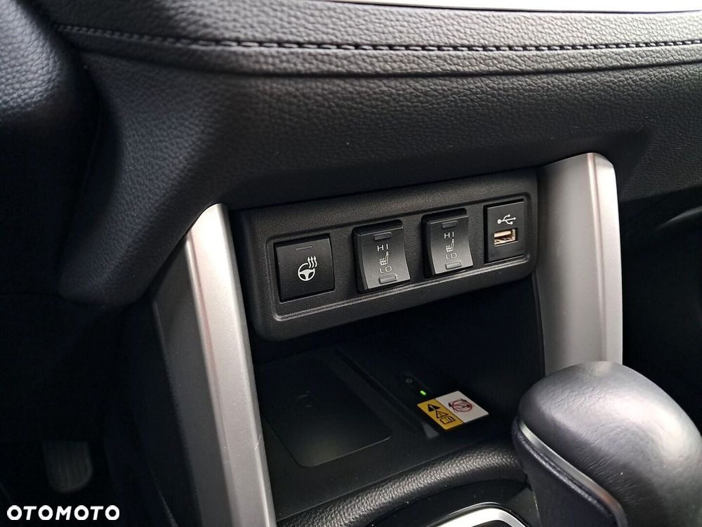 Toyota Corolla Cross 2.0 Hybrid Premiere Edition AWD - 25
