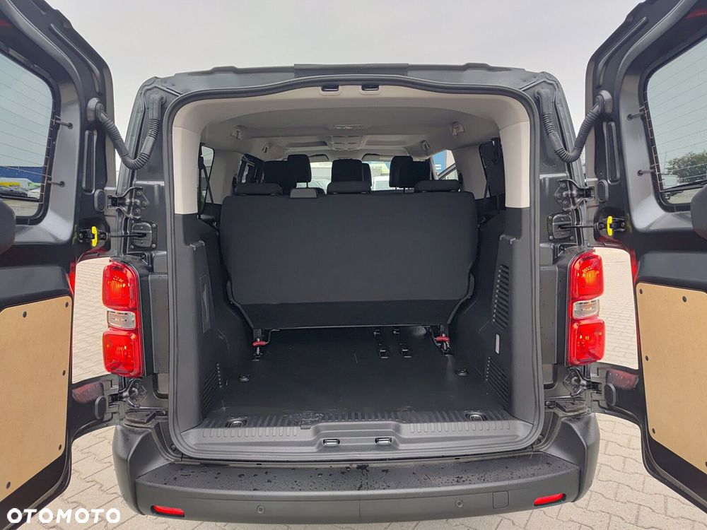 Opel Vivaro - 9