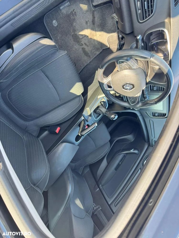 Renault Megane - 8
