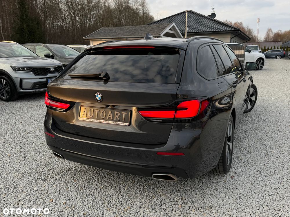 BMW Seria 5 520d Luxury Line - 15