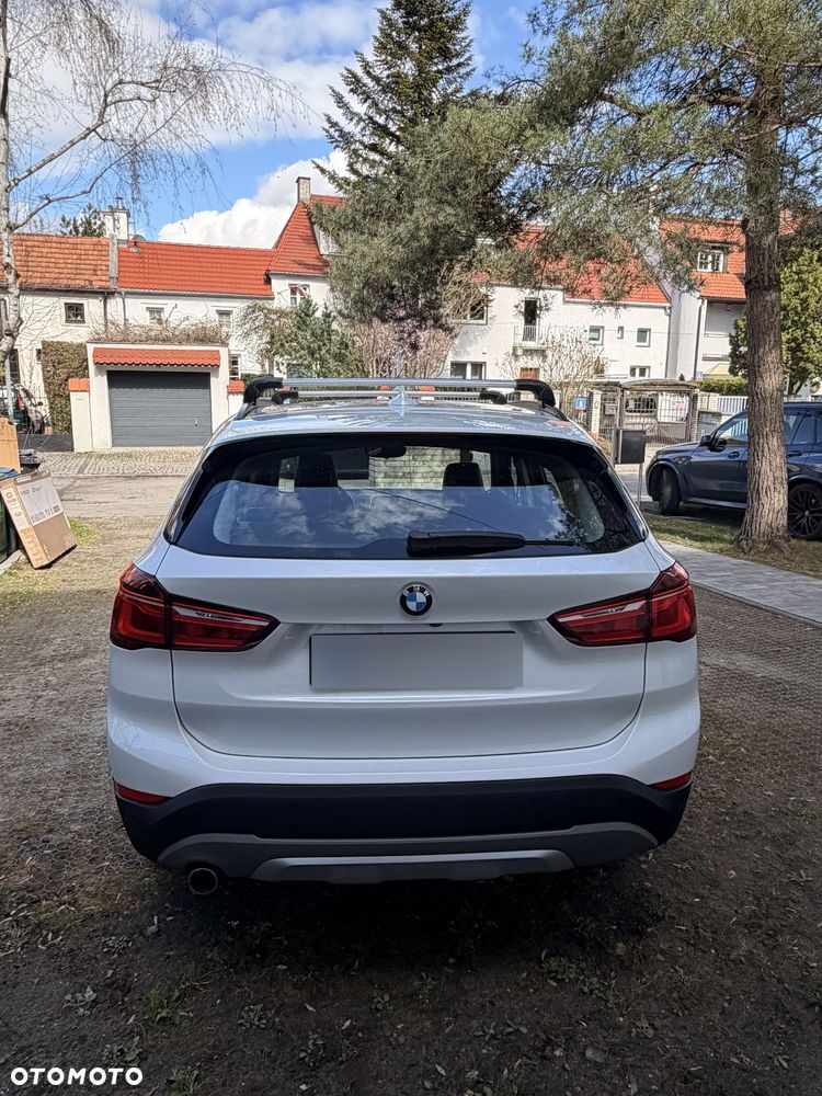 BMW X1 sDrive18i xLine - 6