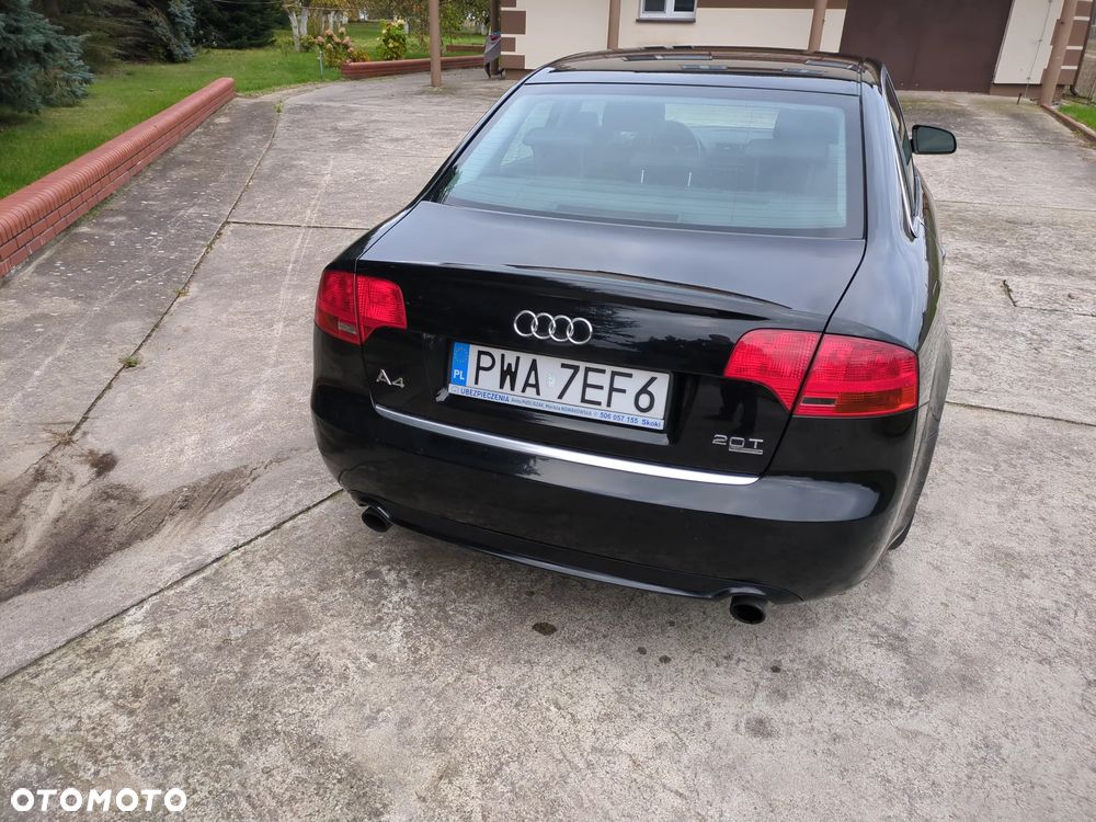 Audi A4 Limousine - 5