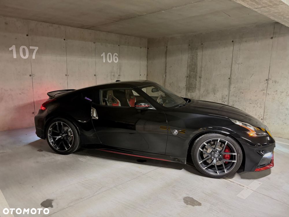 Nissan 370 Z - 3