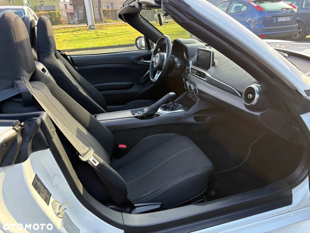 Fiat 124 Spider 1.4 MultiAir Turbo - 12