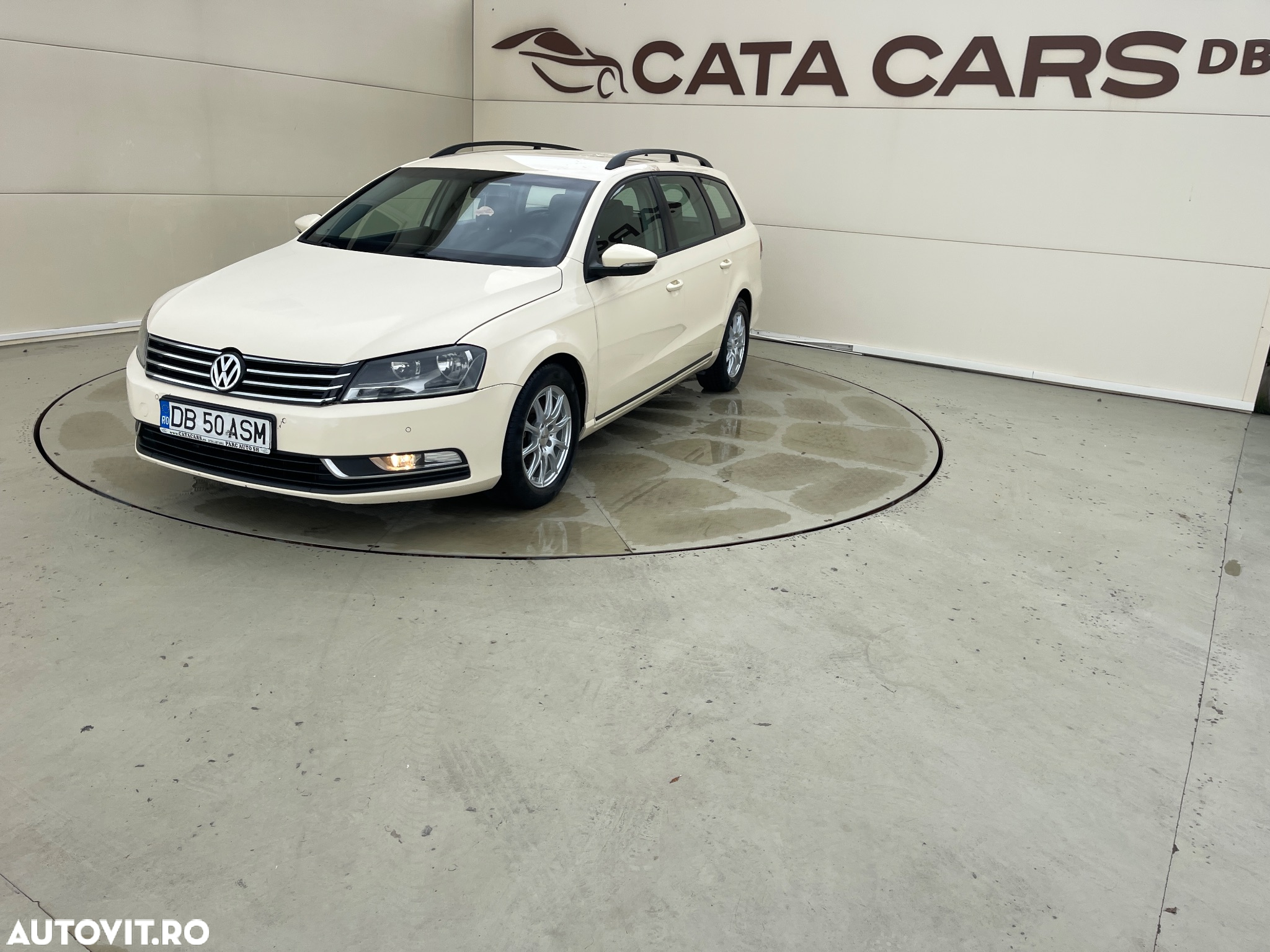 Volkswagen Passat 2.0 TDI BlueMotion Tehnology DSG Trendline - 4