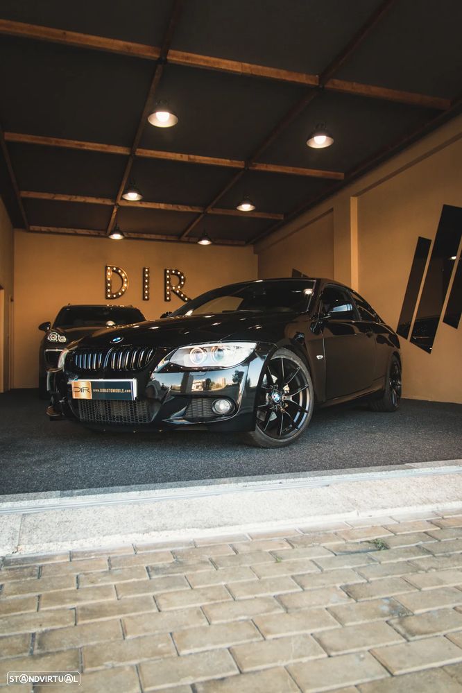 BMW 320 d Coupe Edição M - 12