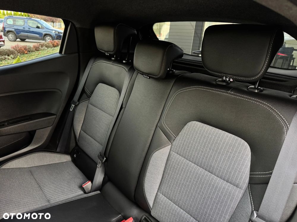 Renault Clio TCe 90 TECHNO - 32