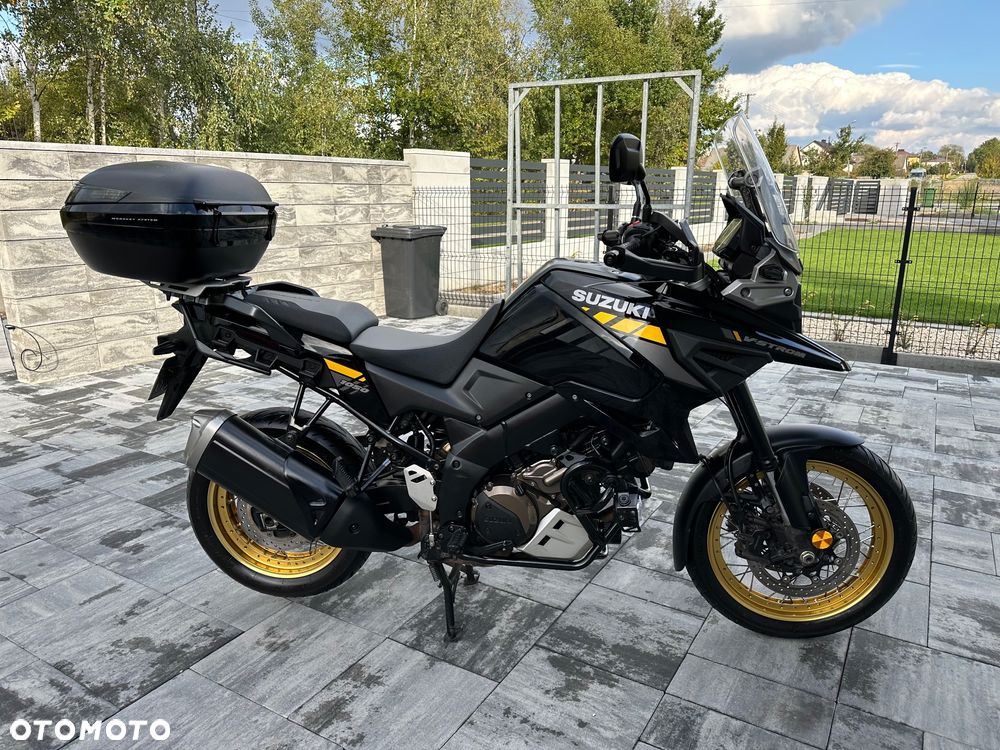 Suzuki V-STROM - 14