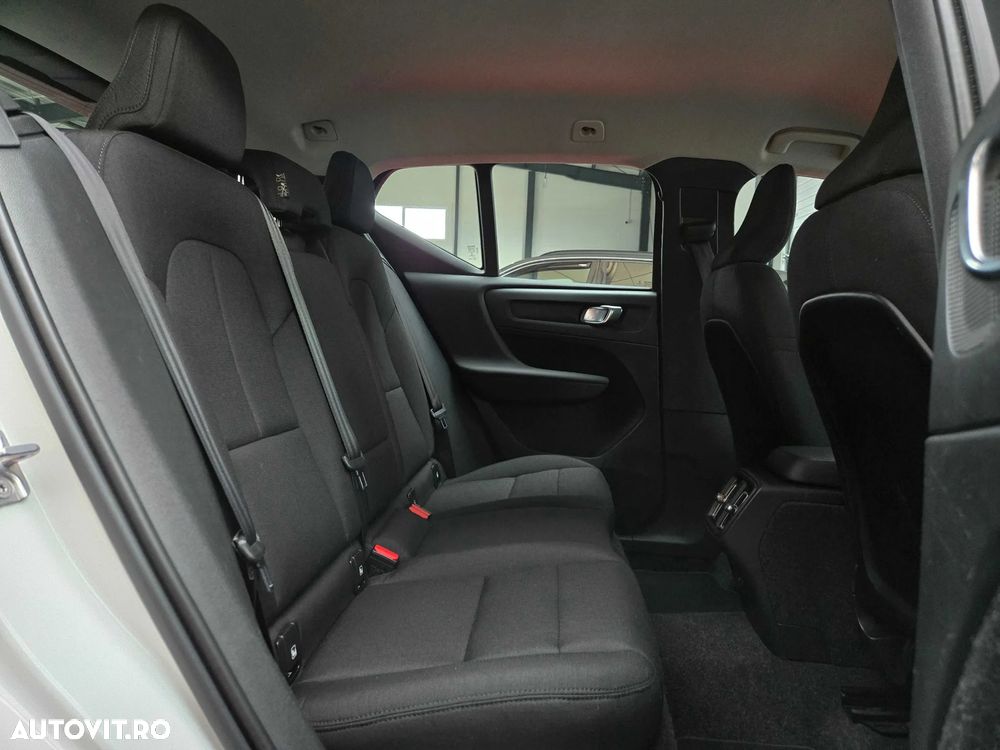 Volvo XC 40 D3 AWD Base - 24