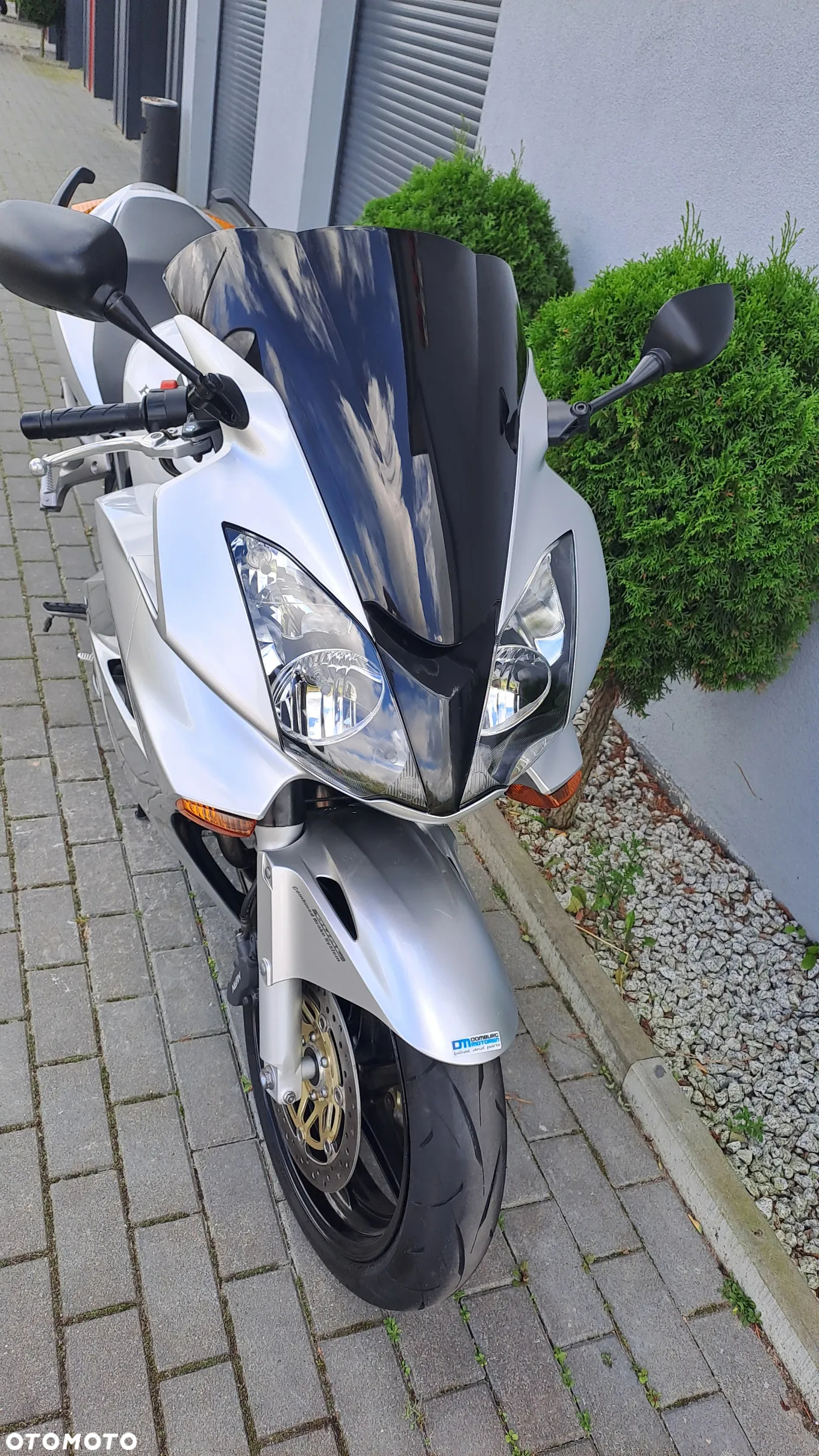 Honda VFR - 17