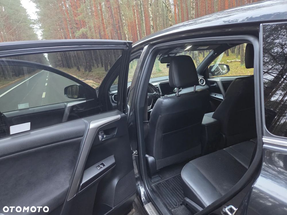 Toyota RAV4 2.0 D-4D Premium 4x2 - 22