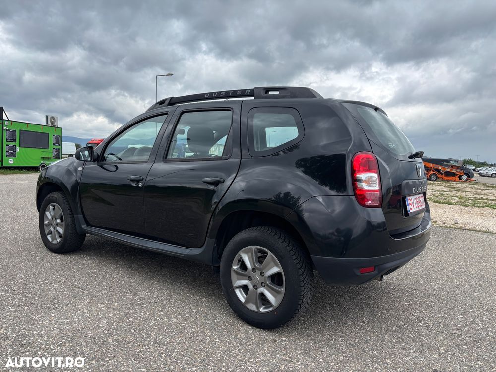 Dacia Duster 1.6 4x2 Laureate - 9