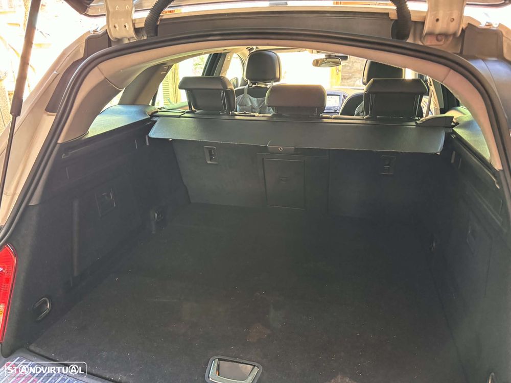 Opel Insignia Sports Tourer 2.0 CDTi Executive S/S - 9