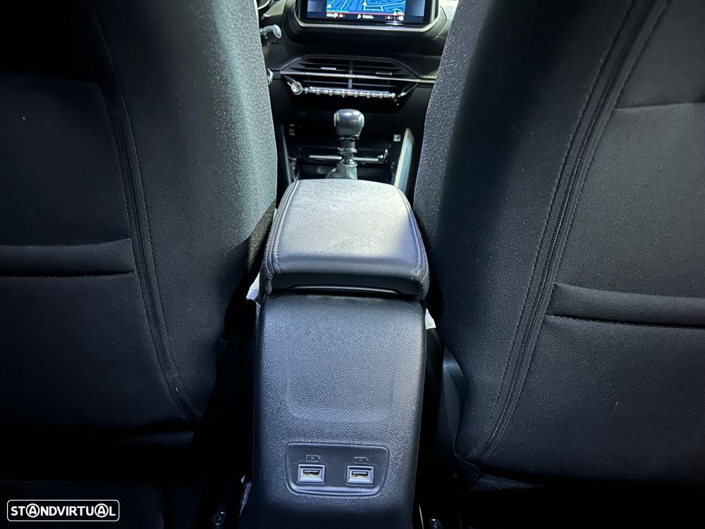 Peugeot 2008 1.2 PureTech Allure Pack - 41