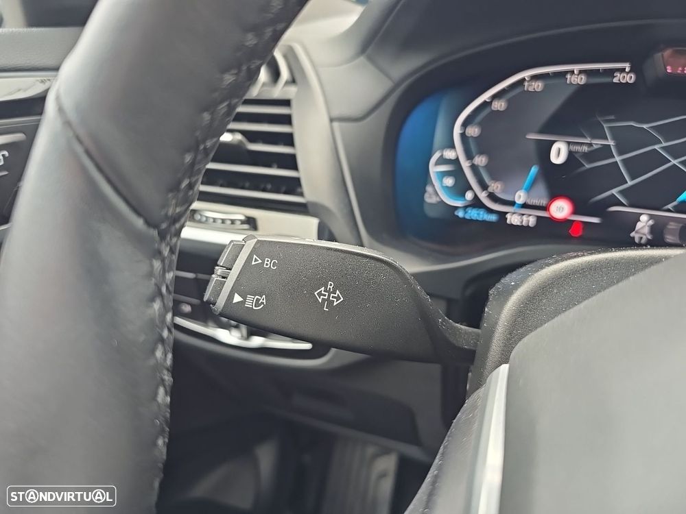 BMW iX3 Inspiring - 20