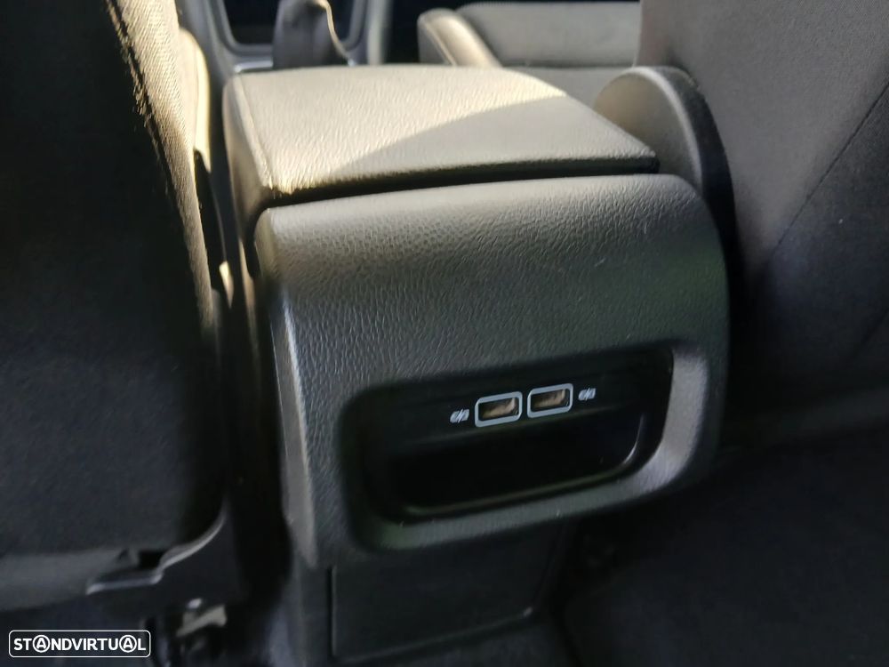 VW Sharan 2.0 TDI Confortline - 25