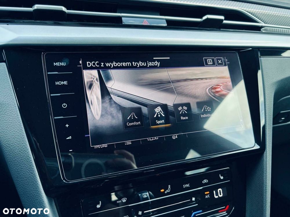 Volkswagen Arteon 2.0 TSI 4Motion R DSG - 33