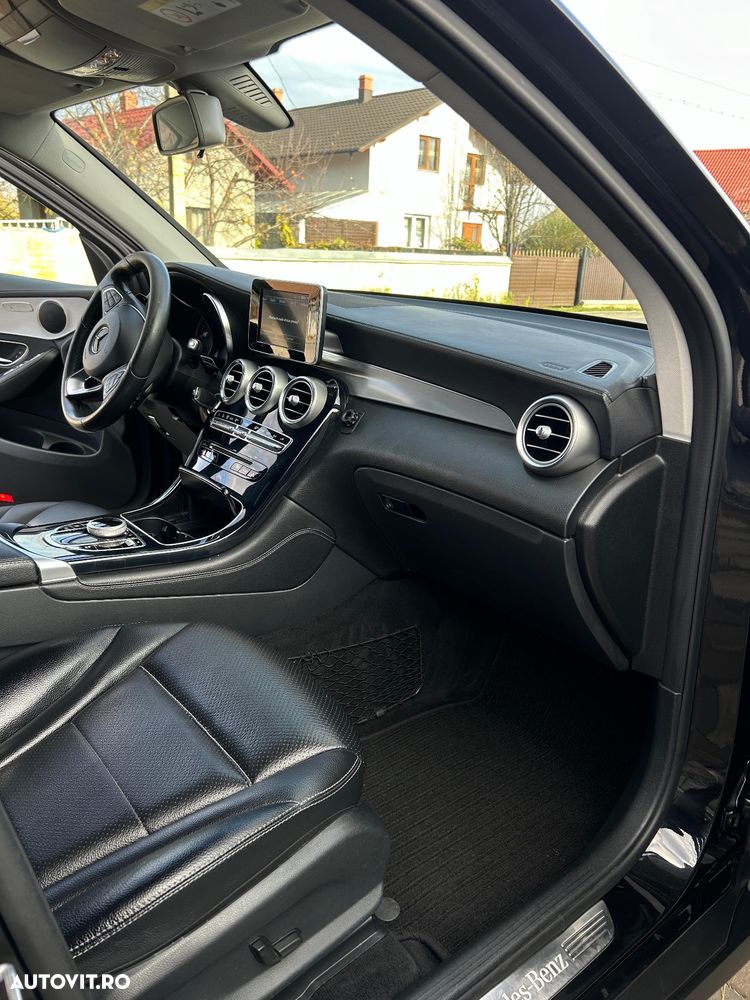 Mercedes-Benz GLC 220 d 4MATIC - 25