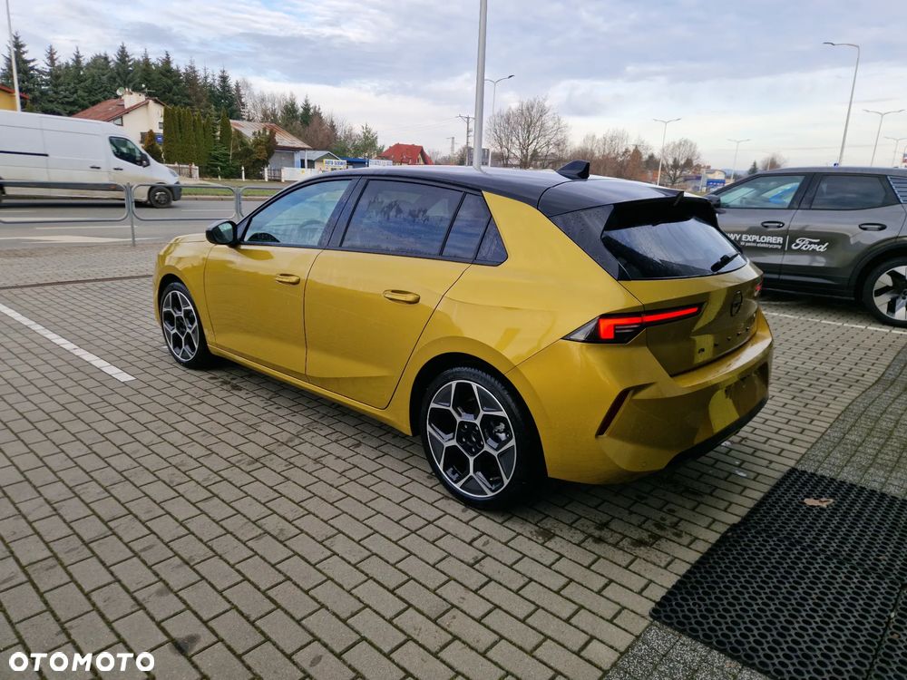 Opel Astra 1.2 T GS Line S&S - 5