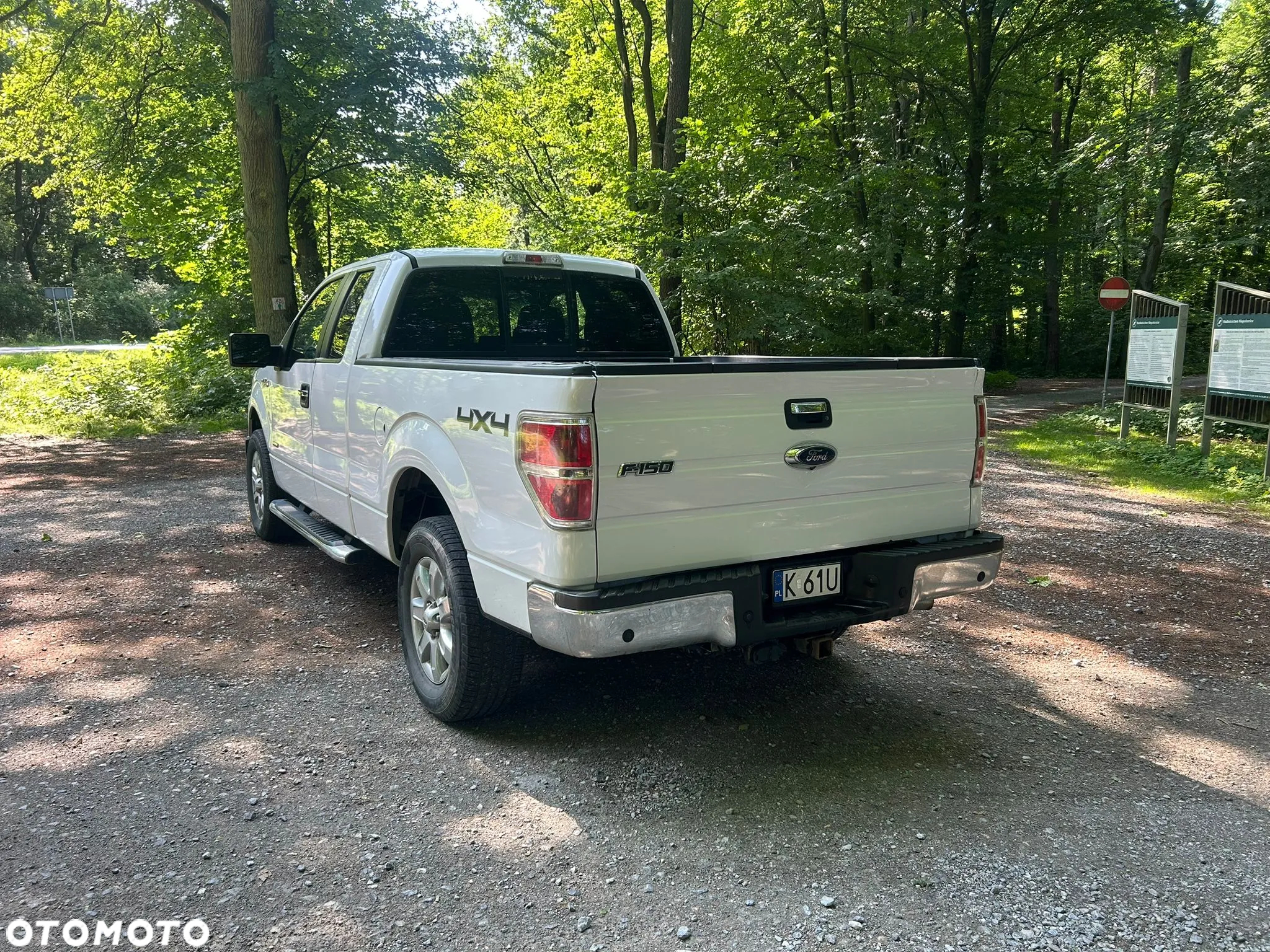 Ford F150 - 4
