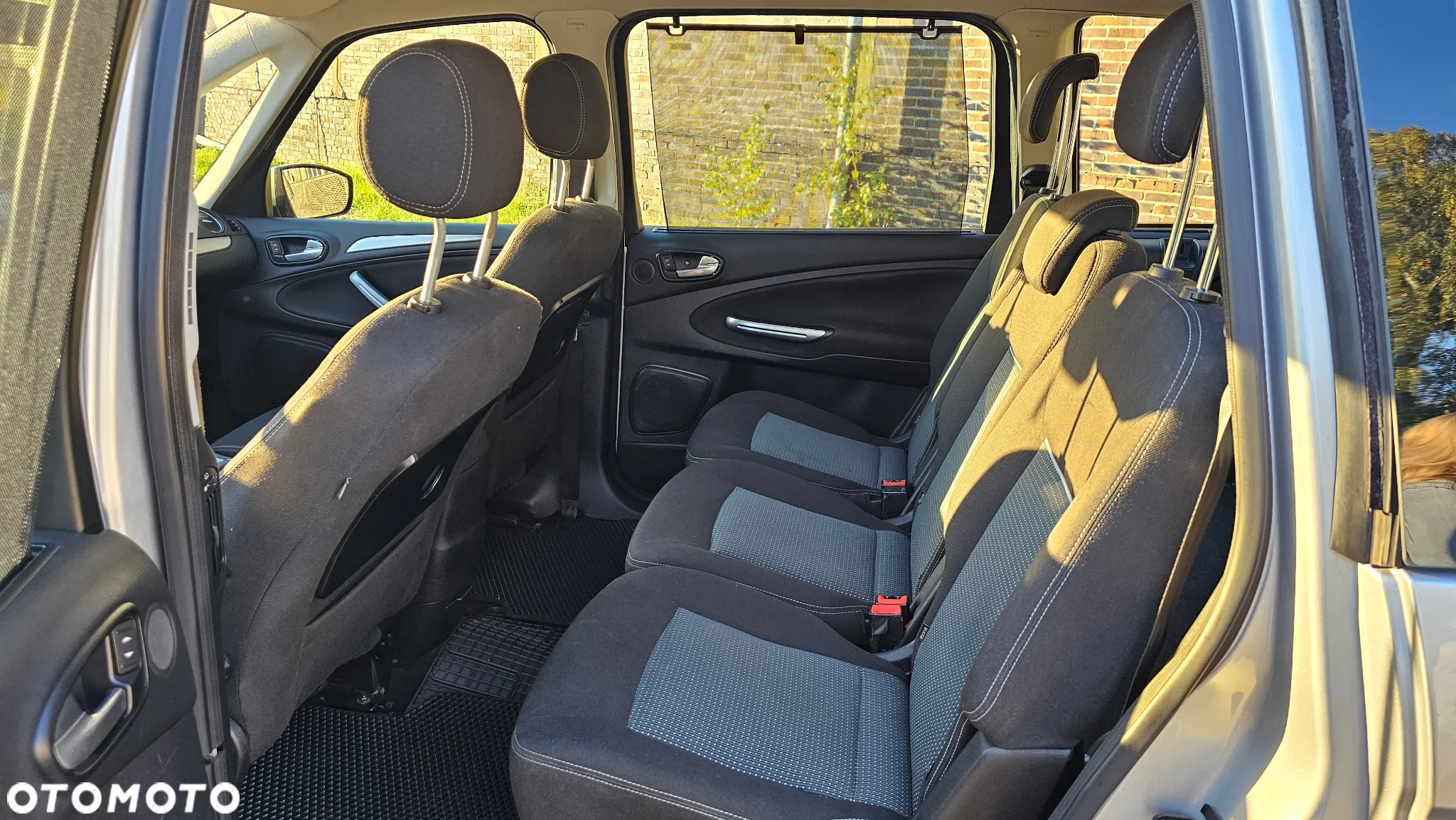 Ford Galaxy 2.0 TDCi Ambiente - 8